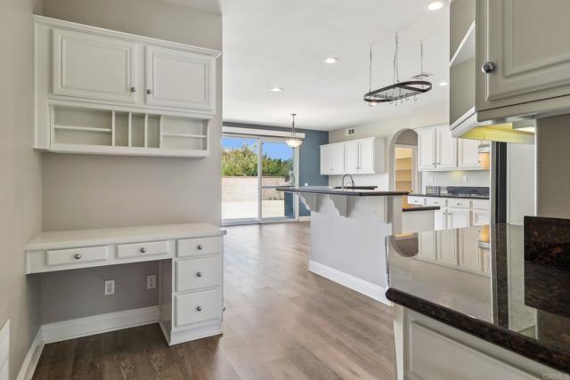 31332 Bluebeech Court, Temecula CA: https://media.crmls.org/mediaz/170c33b6-6603-4406-bc10-6b1068b1ce09.jpg