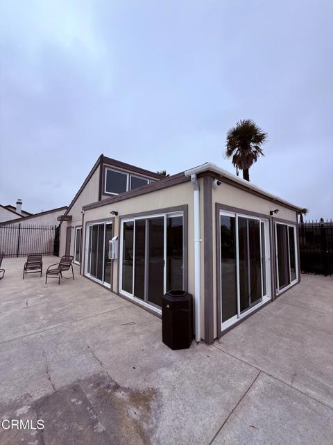1840 #2 Lookout Drive, Oxnard CA: https://media.crmls.org/mediaz/170c85dc-44d5-4a14-93ba-24e8897e3474.jpg