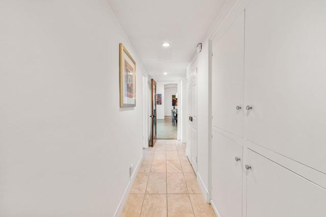 1223 E San Lorenzo Road, Palm Springs CA: https://media.crmls.org/mediaz/170d0427-6324-4395-9ffa-bae34f8b38f0.jpg