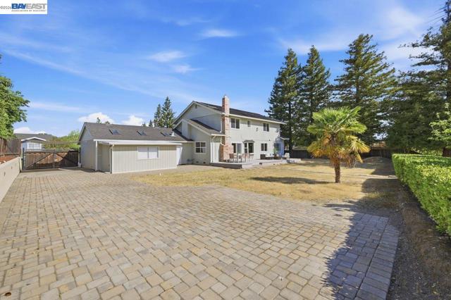 Image 38 of 40 For 2481 Palmira Pl