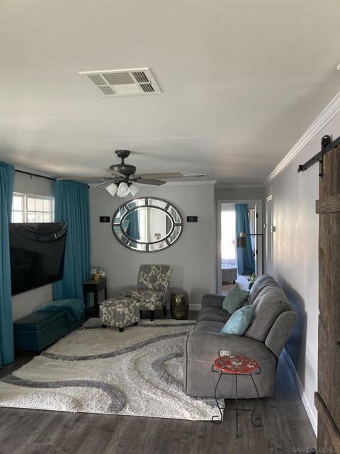 7217 San Luis St, Carlsbad CA: https://media.crmls.org/mediaz/170e8eea-eac3-443d-b58e-6e69e4c0b3a5.jpg