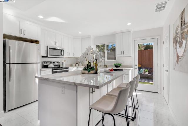 Image 16 of 45 For 2834 White Acres Dr