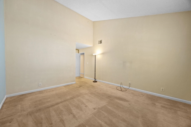 34203 Petard Ter, Fremont CA: https://media.crmls.org/mediaz/170f1564-4a13-4a49-9973-d7507e63c301.jpg