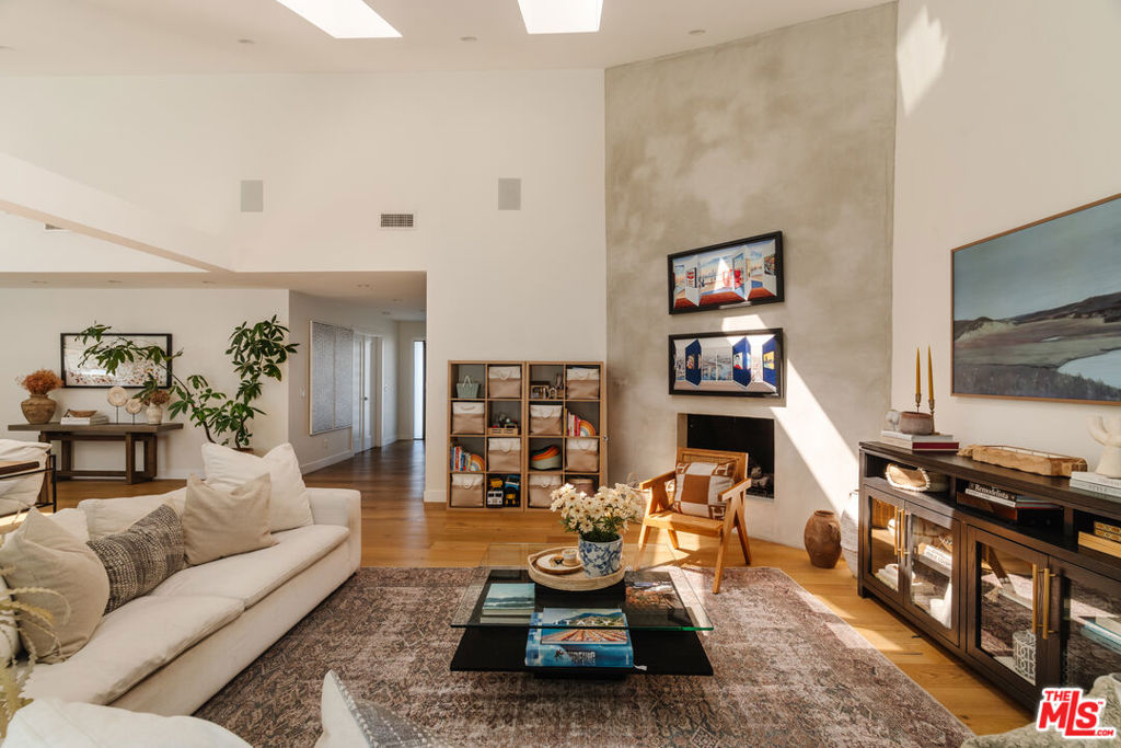 3554 Alginet Drive