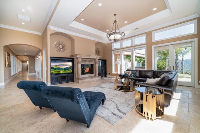 Image 11 of 75 For 29314 Twin Oaks Valley Road