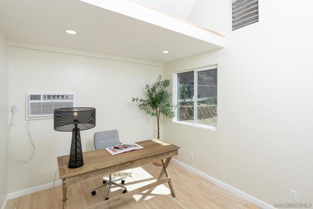 Image 42 of 75 For 12325 Lemoncrest Drive