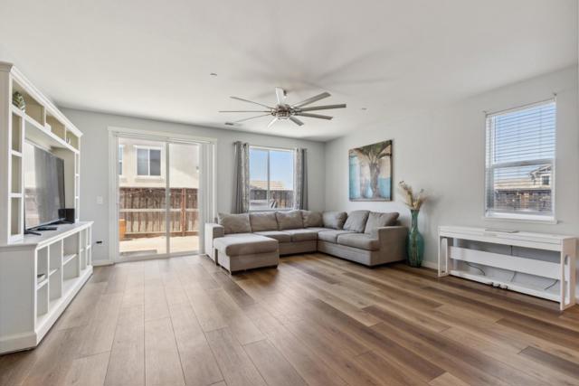 410 Thistle Court, Hollister CA: https://media.crmls.org/mediaz/1711b6ab-ca37-4dc0-96be-55197904317f.jpg