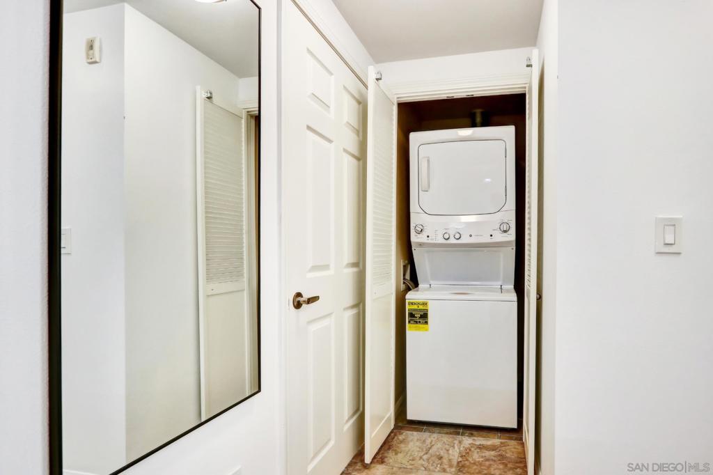 2400 5th Ave - photo 16