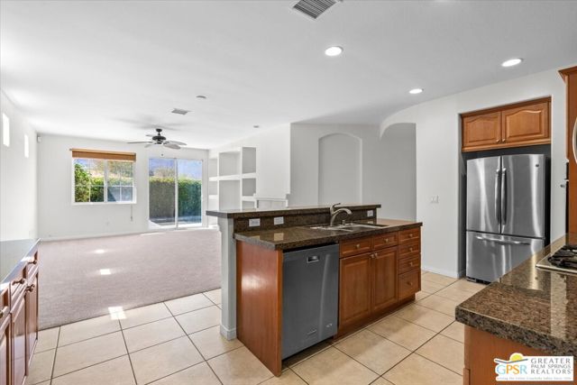 31505 Calle Amigos, Cathedral City CA: https://media.crmls.org/mediaz/1713aea2-89da-4638-bac1-99d09dc16f6b.jpg