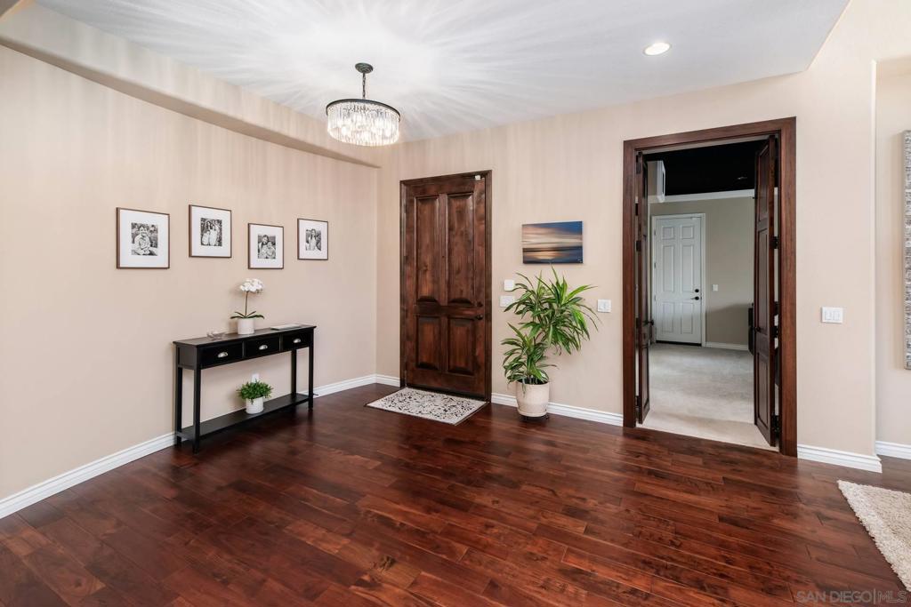 5470 Thoroughbred Place - photo 10