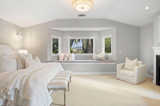 643 28th Avenue, San Mateo CA: https://media.crmls.org/mediaz/1713d8e8-93b2-42f9-9630-c520f2d4be0c.jpg
