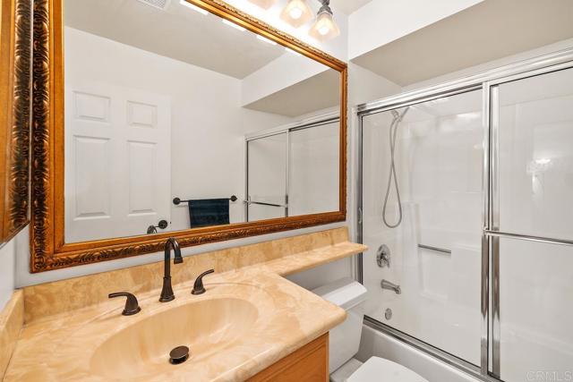 Detail Gallery Image 24 of 30 For 1145 Helix St #1,  Spring Valley,  CA 91977 - 3 Beds | 2 Baths