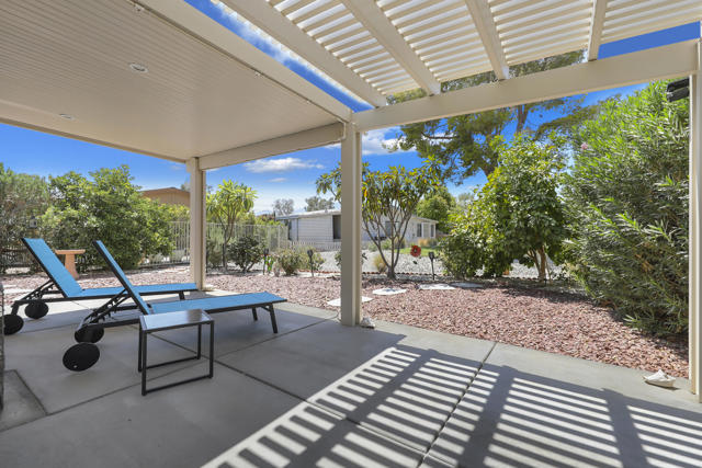 47867 Los Amigos Court, Indio CA: https://media.crmls.org/mediaz/1714b00d-1cc6-40d1-9016-b4f459d1b9af.jpg