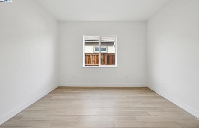 17654 Brightwood Avenue, Lathrop CA: https://media.crmls.org/mediaz/171582f9-99a0-4496-be66-c286aae107f8.jpg