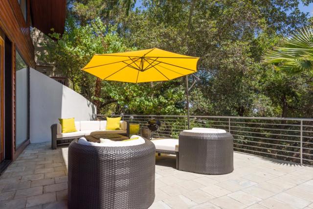 3527 Oak Knoll Drive, Redwood City CA: https://media.crmls.org/mediaz/171626c4-3950-451e-96ad-736c06d8d04b.jpg