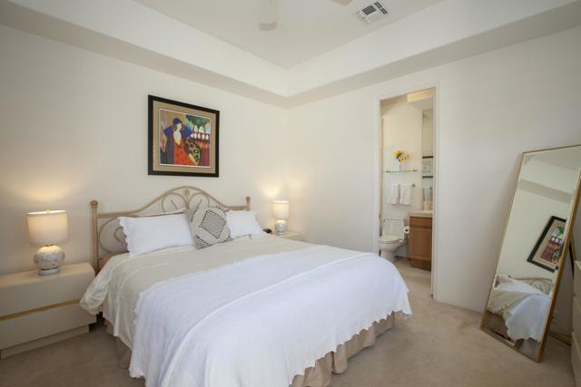 Image 42 of 44 For 78975 Via Carmel