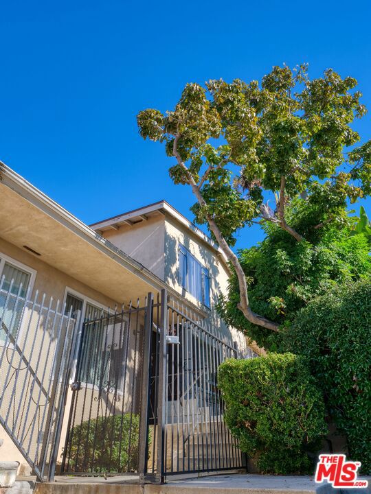 Image 4 of 14 For 917 Edgewood Street