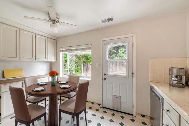 1684 Foxworthy Avenue, San Jose CA: https://media.crmls.org/mediaz/171a2aaa-1357-423b-ad5c-8ef7fcac35f2.jpg