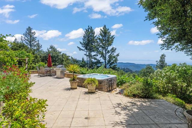 25220 Quail Ridge Road, Los Gatos CA: https://media.crmls.org/mediaz/171ae57d-7b43-4d7a-8780-07518e091d4c.jpg
