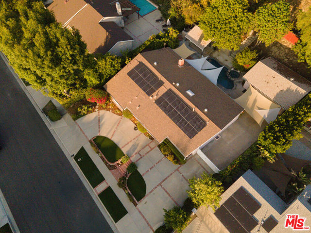 8510 Capistrano Avenue, West Hills CA: https://media.crmls.org/mediaz/171b36a5-c6f7-4bc8-a9f8-14dea59aecc7.jpg