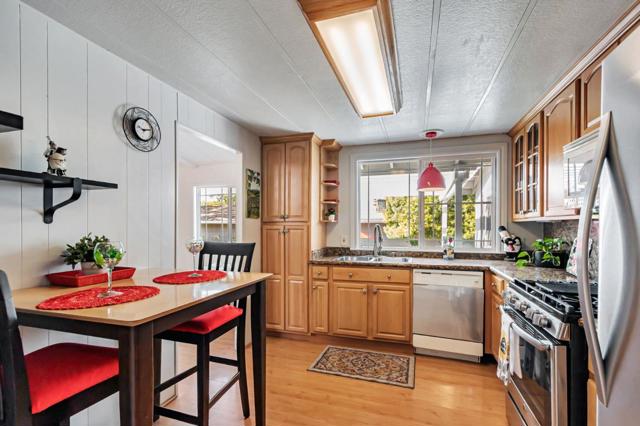 236 Mountain Springs Drive, San Jose CA: https://media.crmls.org/mediaz/171b758a-e4cb-4430-998b-665e02cbb418.jpg