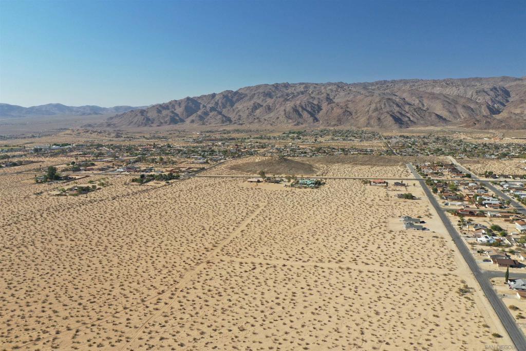 MLS #250043070SD image #35