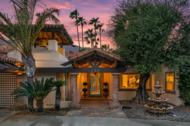 835 N Avenida Palmas, Palm Springs, CA 92262