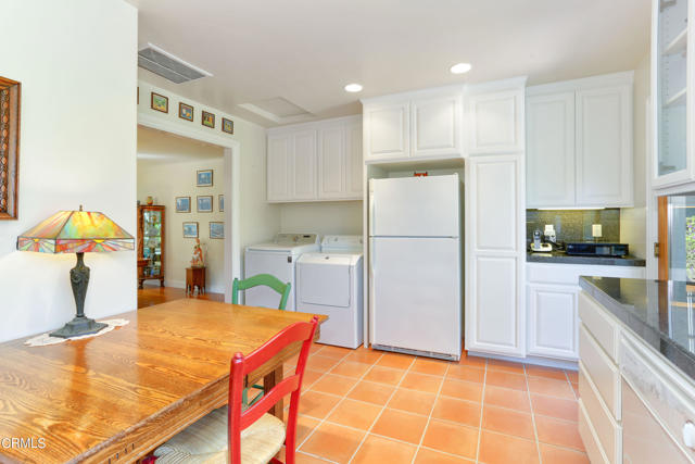 Detail Gallery Image 25 of 40 For 113 Fourth Ave, Santa Cruz,  CA 95062 - 4 Beds | 2/2 Baths