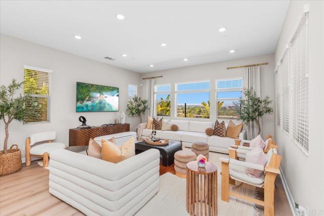 660 Westbrook Loop, San Marcos CA: https://media.crmls.org/mediaz/171e31d7-25a7-474d-b959-38942d96b4dc.jpg
