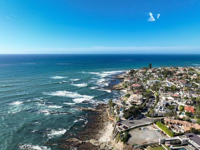 Image 5 of 29 For 5912 La Jolla Blvd