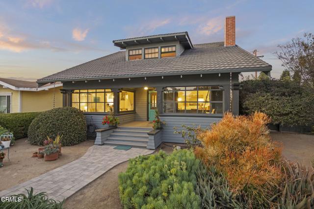 Detail Gallery Image 3 of 79 For 407 Magnolia Ave, Oxnard,  CA 93030 - 5 Beds | 2 Baths