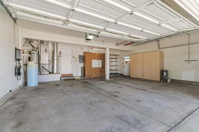 3012 Lake Estates Court, San Jose CA: https://media.crmls.org/mediaz/17200016-64d5-4128-9421-ae18bb5929c7.jpg
