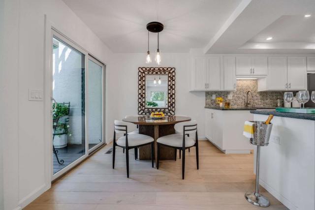 228 Sand Hill Circle, Menlo Park CA: https://media.crmls.org/mediaz/17202896-8cca-46c0-a207-4b953dc2ccb9.jpg