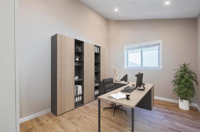 1113 Presidio Boulevard, Pacific Grove CA: https://media.crmls.org/mediaz/17203617-1fdb-465c-b8b1-55a8b30a6ac7.jpg