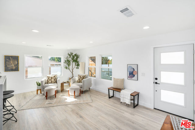 13306 Goleta Street photo 5