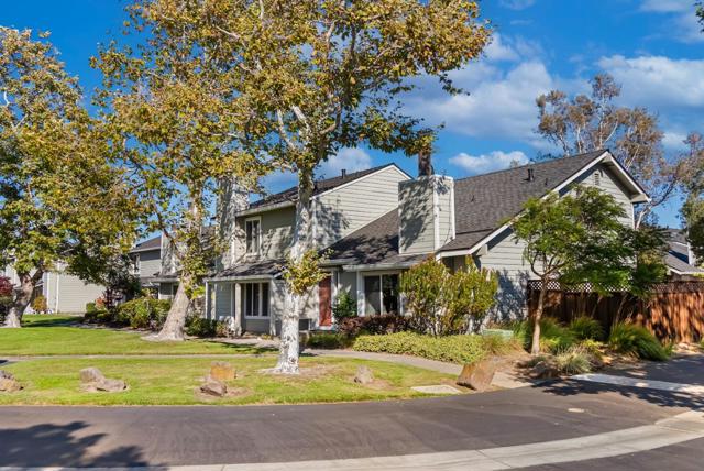 851 Peary Lane, Foster City CA: https://media.crmls.org/mediaz/1720c88c-1c23-44a8-be44-f303b6039839.jpg