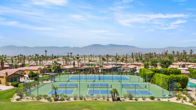 86111 Arrowood Avenue, Coachella CA: https://media.crmls.org/mediaz/17212275-e4a7-454f-9a18-faf9a26ba6e2.jpg