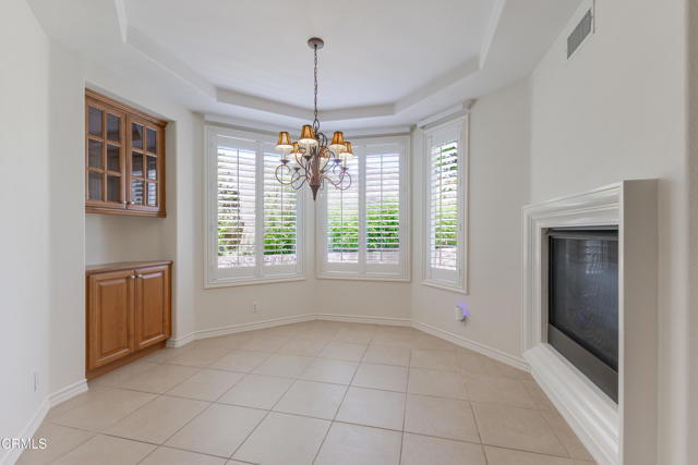 3911 Lilac Canyon Lane, Altadena CA: https://media.crmls.org/mediaz/1721aa85-8396-46e1-8ada-b7395cc7bff9.jpg