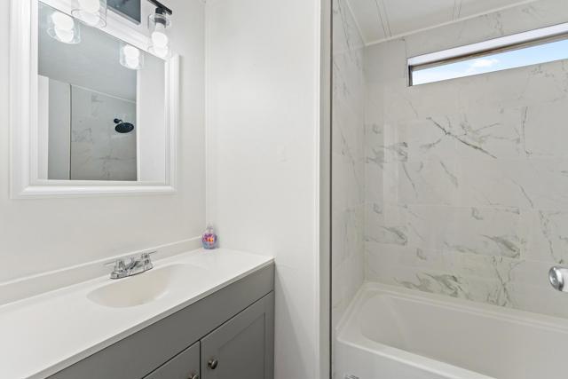 Image 14 of 24 For 32520 Westchester Drive