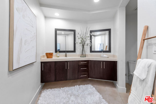 12834 North Seaglass Circle photo 8
