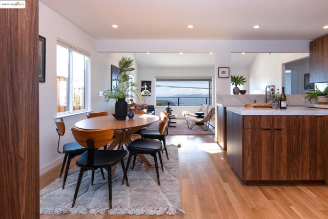 207 Cambridge Ave, Kensington CA: https://media.crmls.org/mediaz/1723ac60-5470-409b-b7b7-9cdd6a13be6e.jpg