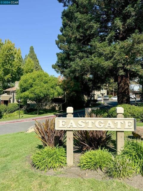 436 Eastgate Ln, Martinez, California 94553, 2 Bedrooms Bedrooms, ,2 BathroomsBathrooms,Condominium,For Sale,Eastgate Ln,41074650