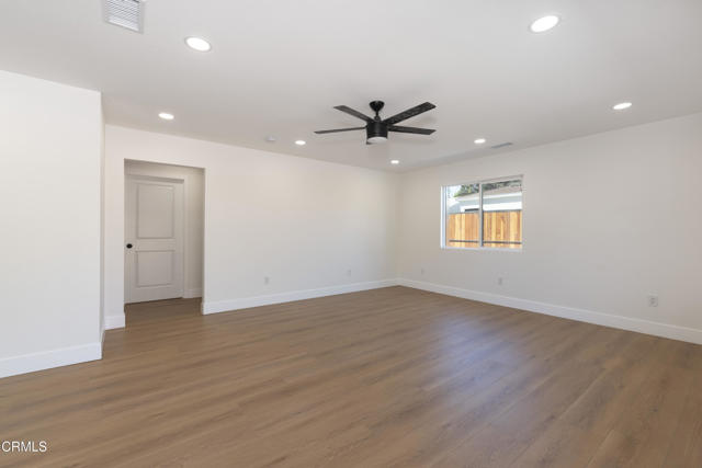 Detail Gallery Image 5 of 21 For 5842 Satsuma Ave #2,  North Hollywood,  CA 91601 - 2 Beds | 1 Baths