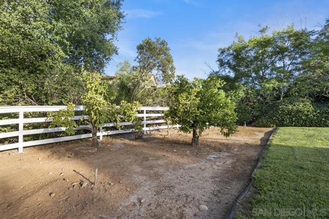 Image 50 of 61 For 3205 Brookside Ln