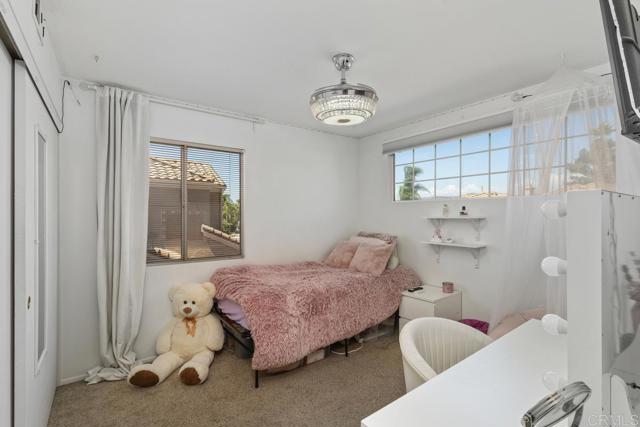 534 S Eveningsong Lane, Anaheim CA: https://media.crmls.org/mediaz/17264d15-409d-4351-9c95-934defcff690.jpg