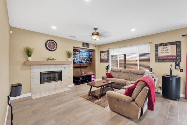 Detail Gallery Image 22 of 64 For 17866 Robusta Dr, Riverside,  CA 92503 - 6 Beds | 3 Baths