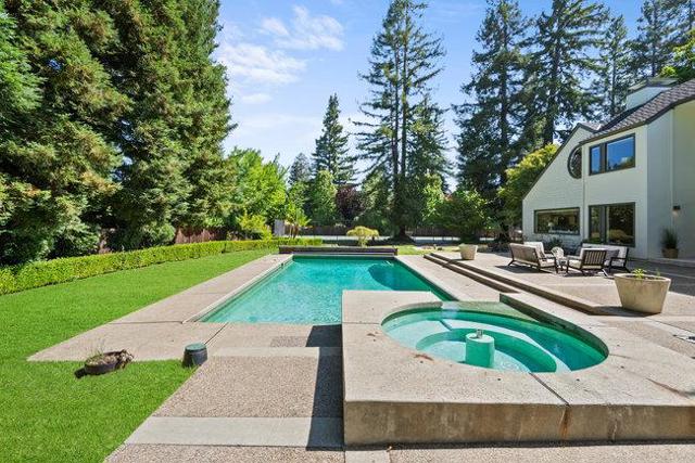 84 Selby, Atherton CA: https://media.crmls.org/mediaz/17277e8e-2475-44f3-b41a-c1bbf714dd9f.jpg
