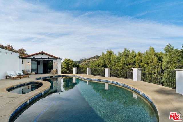 8171 Tianna Road, Los Angeles CA: https://media.crmls.org/mediaz/1727d585-723f-4423-96d7-b134d9776821.jpg