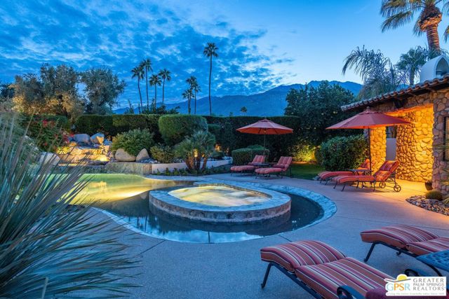 1360 E Tachevah Drive, Palm Springs CA: https://media.crmls.org/mediaz/1727ee2e-7228-4d9e-bed9-7db1081fd426.jpg