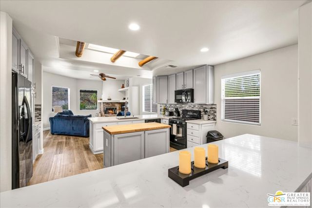 Image 21 of 42 For 78179 Sombrero Court